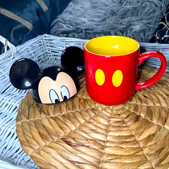 Disney Peek a boo Mickey Mouse mug - Picture 2 of 4